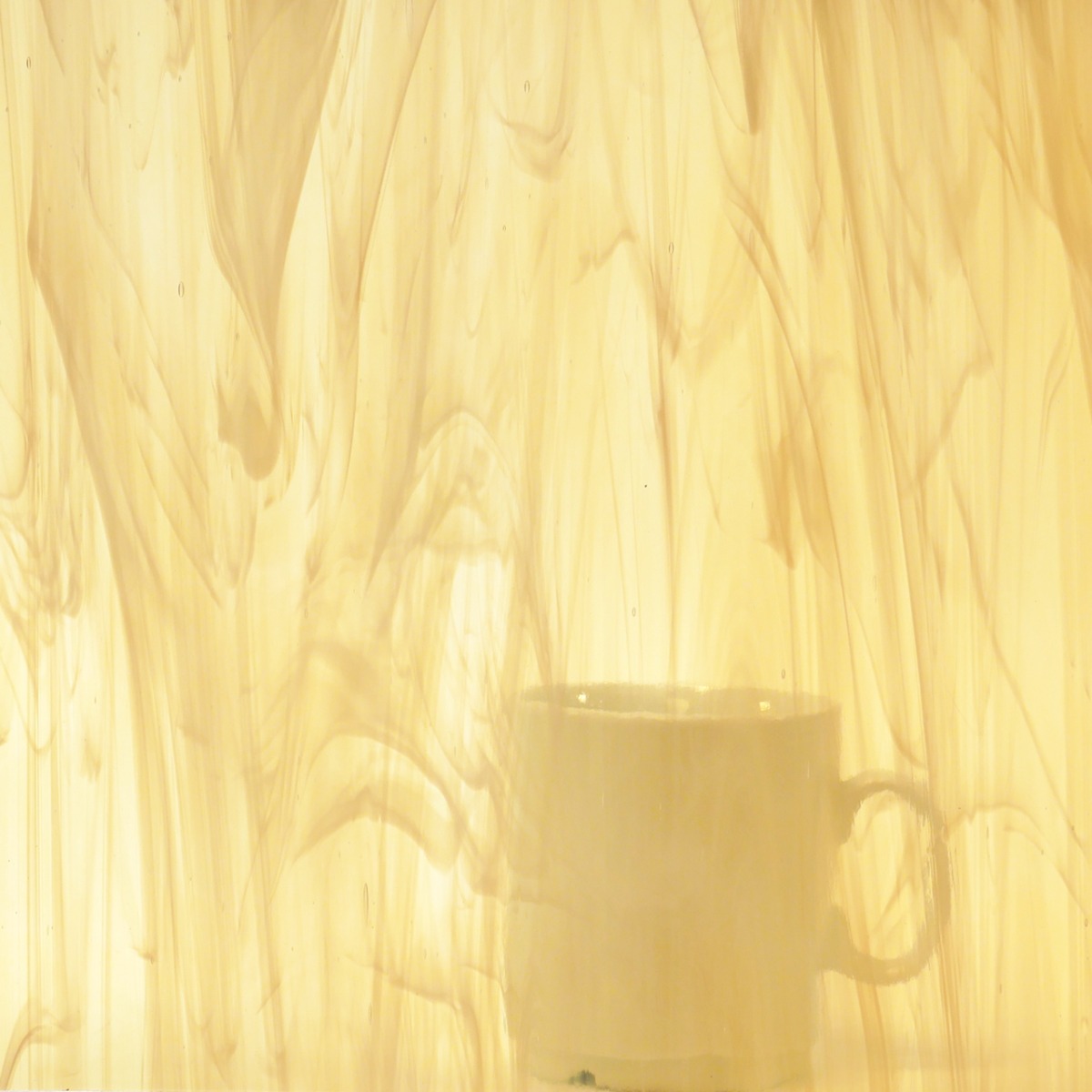 319-02f pale amber/white